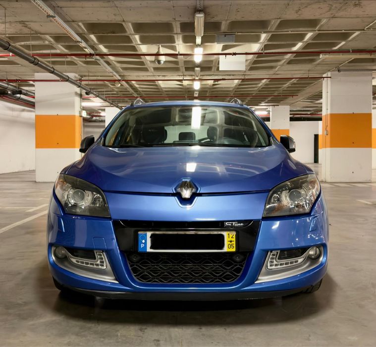 Renault Mégane Sport Tourer 1.5 dCi GT Line — photo 2