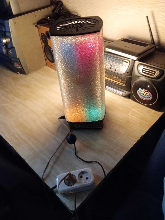 Советская настольная лампа со светомузыкой.