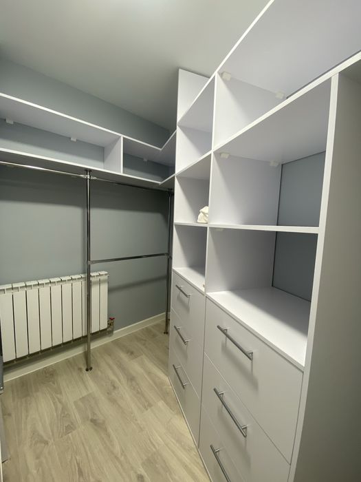 Продам 4 квартиру, пр. Л. Свободы 39, м. « Победа»