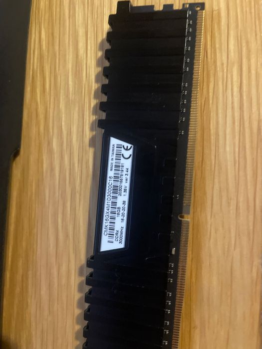 DDRA4 16x1GB 3000mhz