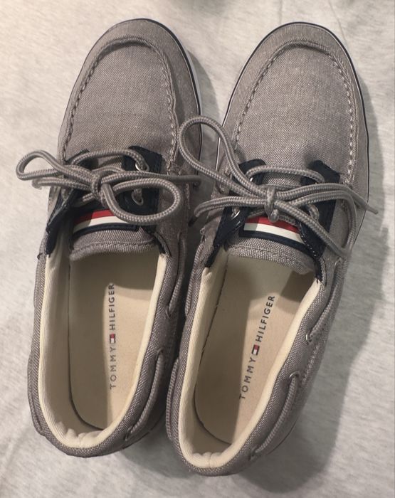 Mokasyny marki Tommy Hilfiger rozmiar 41.