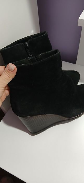 Сапоги на танкетке