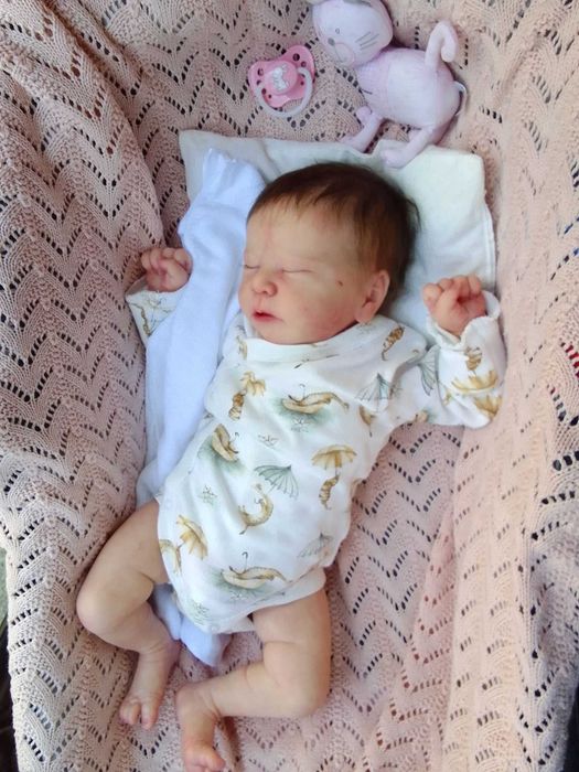 Sprzedam   oryginalną  lalkę  reborn.