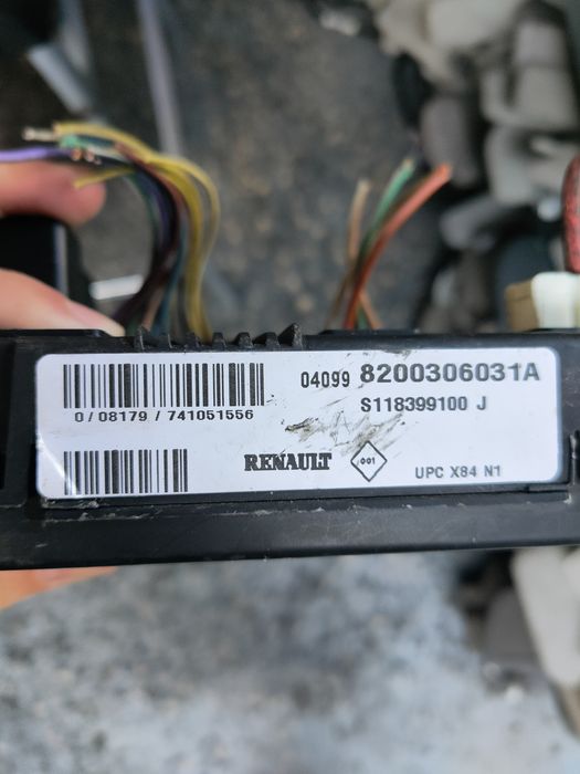 UPC Renault Megane 2/ caixa fusíveis