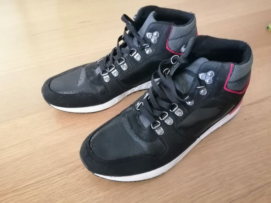 Sapatilha bota Trainers by Brave Soul