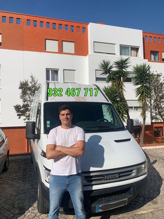 Transporte / Mudanças / Frete /  Aluguer de Carrinha COM Motorista