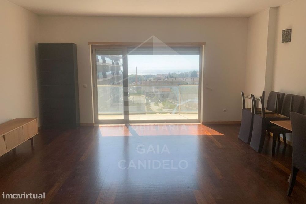 T2 para Arrendar em Canidelo com Vista Mar!