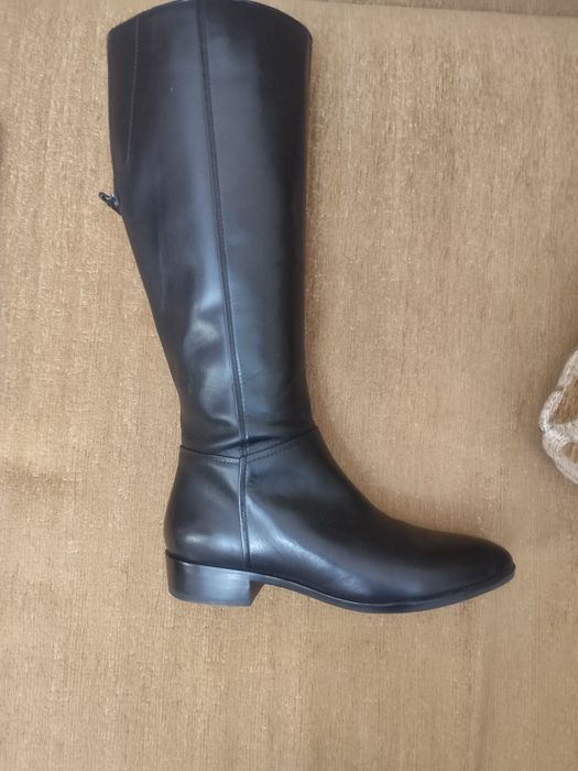 Продам сапожки Geox