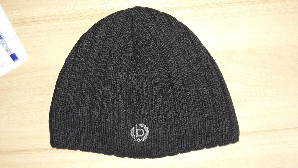 Чоловіча шапка Bugatti вітронепродувна