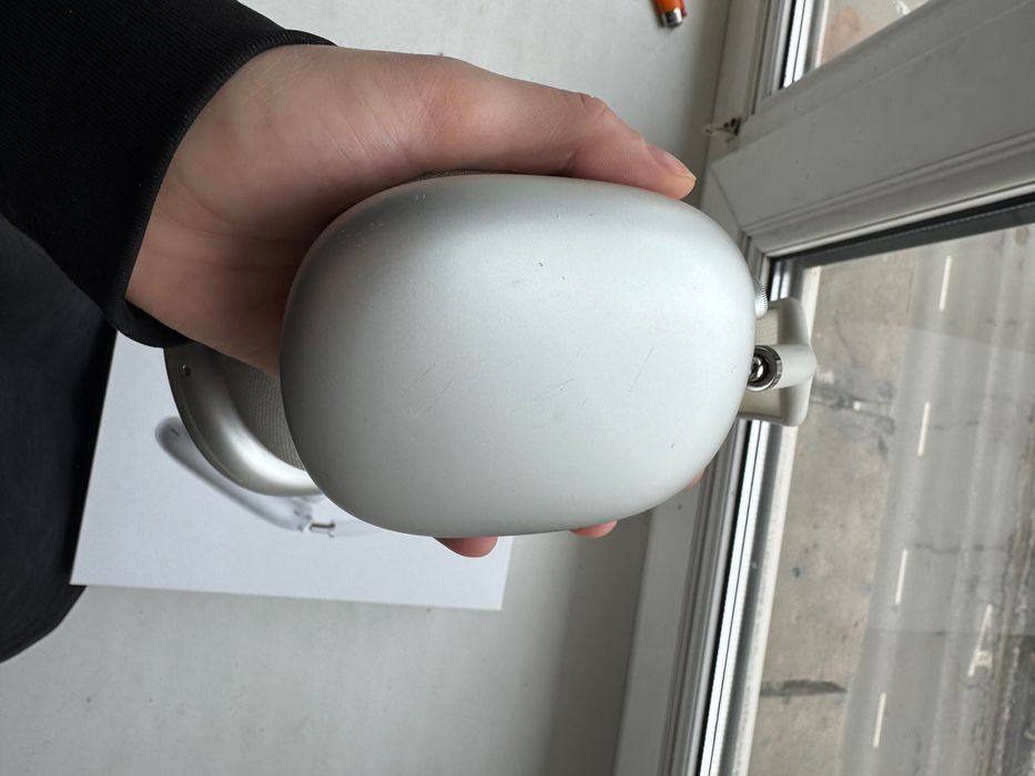 Apple AirPods Max Silver