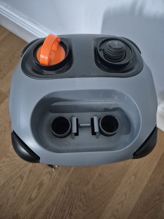 Zewnętrzny kubeł filtrujący do akwarium SOBO SF-1000F-UF