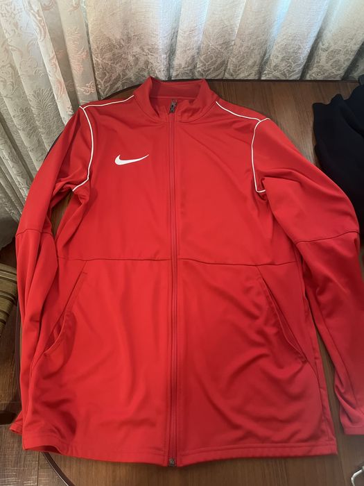 Ветровка мужская Nike M Nk Rpl Park20 Rn Jkt W Red