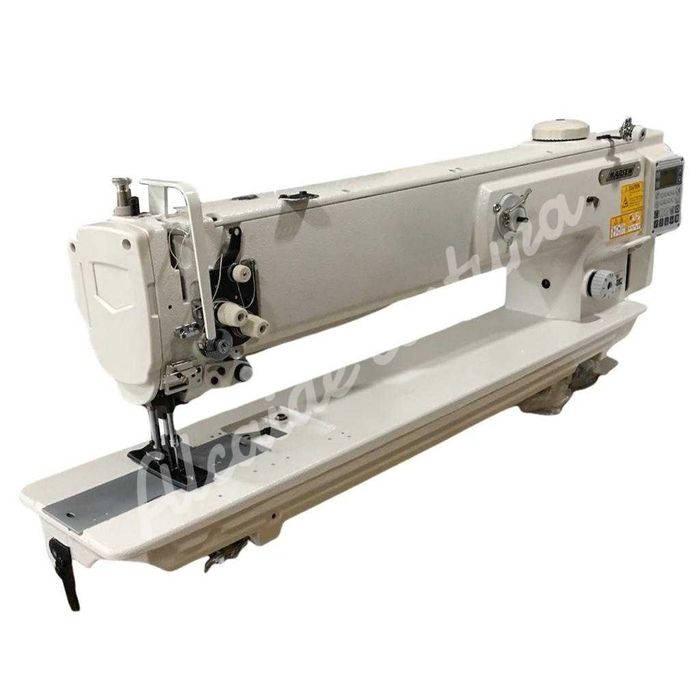 Máquina de costura industrial triplo arrasto braço longo.