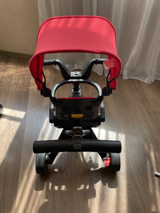 Doona Liki Trike red Триколісний складний велосипед