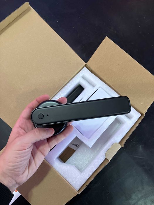 TEKXDD Fechadura inteligente- SmartLock Fingerprints NA CAIXA - Airbnb