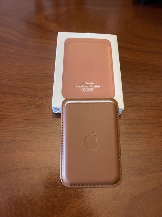 Carteira MagSafe pele – NOVA – Cor: Camel