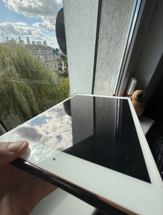 Ipad touch id wifi 7th gen 32gb bardzo dobry stan