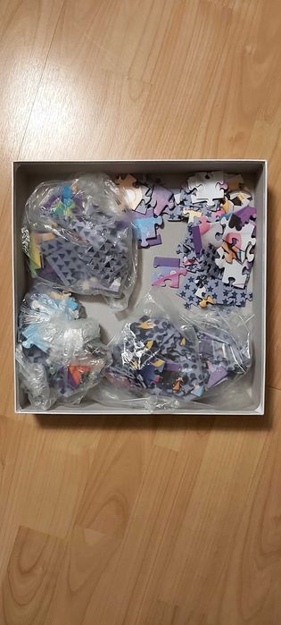 Puzzle minions 4 in 1. 35, 48, 54 i 70 elementów  super stan