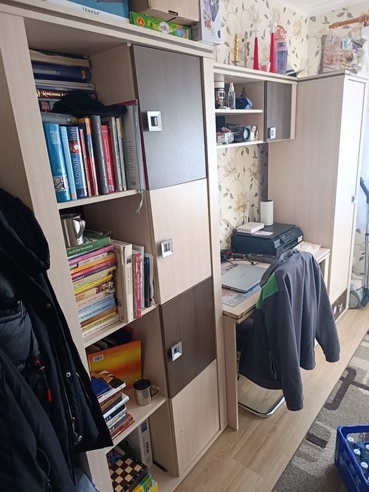 Sprzedam komplet mebli