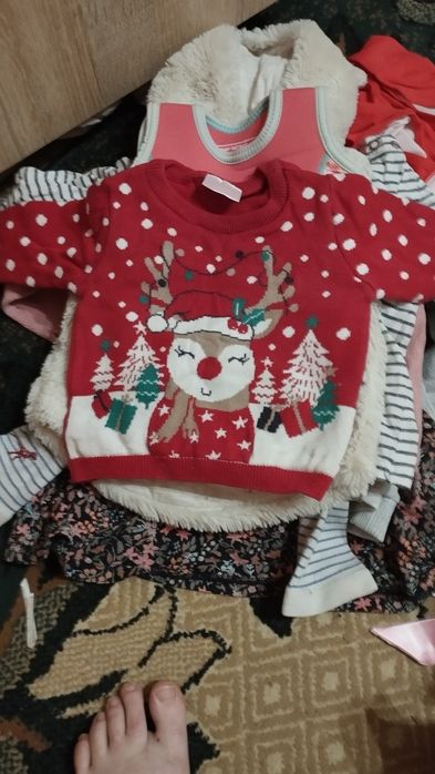 БЕЗКОШТОВНО речі на дівчинку