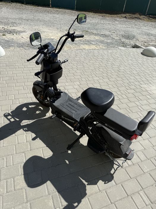 Продам електроскутер