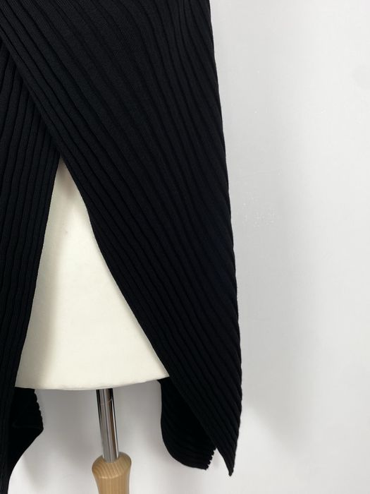 Wełniane Ponczo Sweter COS Jeden Rozmiar