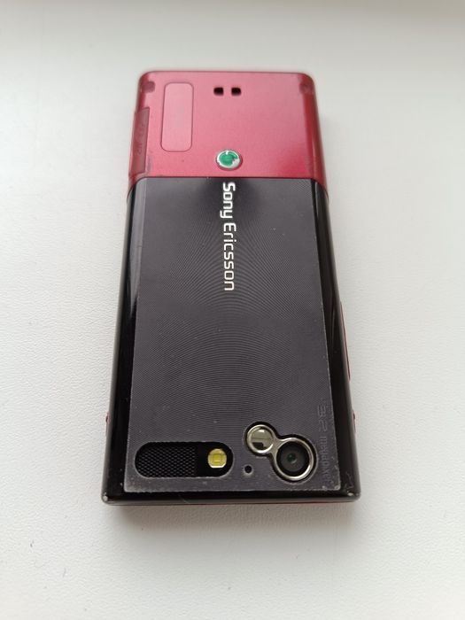 Sony Ericsson T700