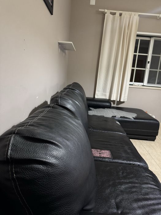 Sofá de pele / Preto