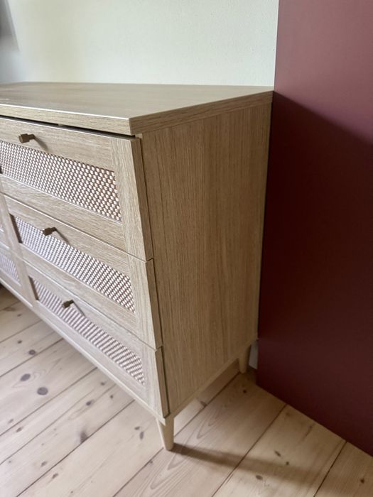 Stylowa komoda boho z plecionką