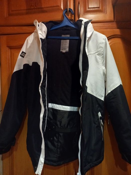 Зимняя куртка на мальчика