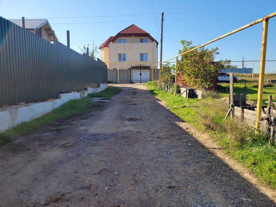 Продам  участок в с. Нерубайское в СТ Глория по хорошейцене!!