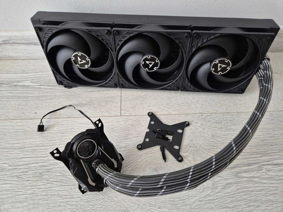 Водяне охолодження 420mm Arctic Liquid Freezer II. Trade-in
