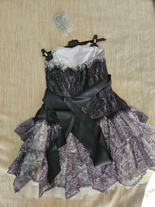 Vestido efeito cai cai cintado ideal.para festas