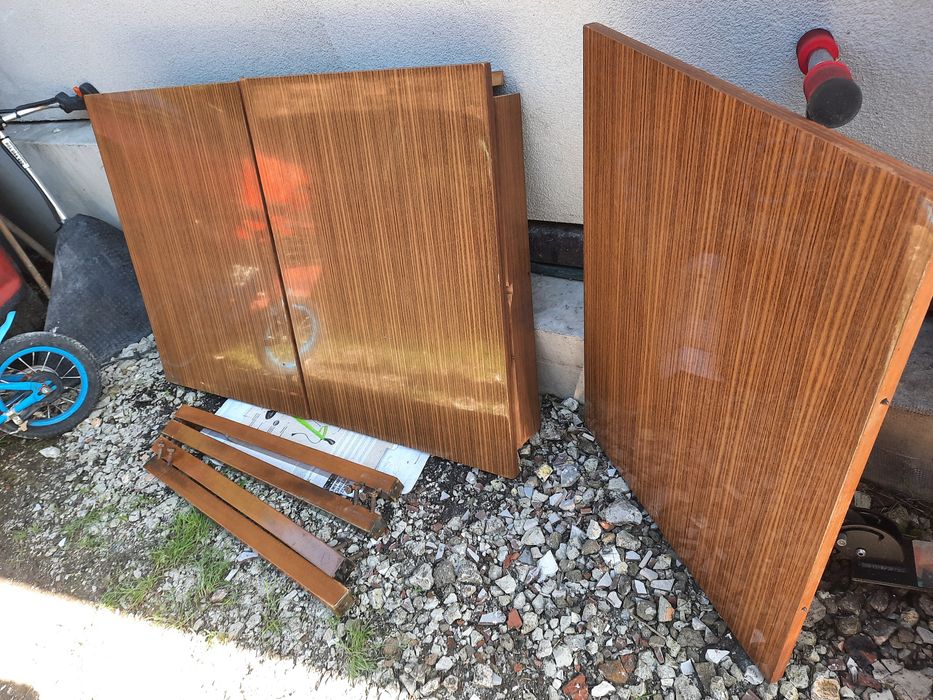 Stolik obiadowy pokojowy rozkładany PRL antyk zabytek machoń unikat