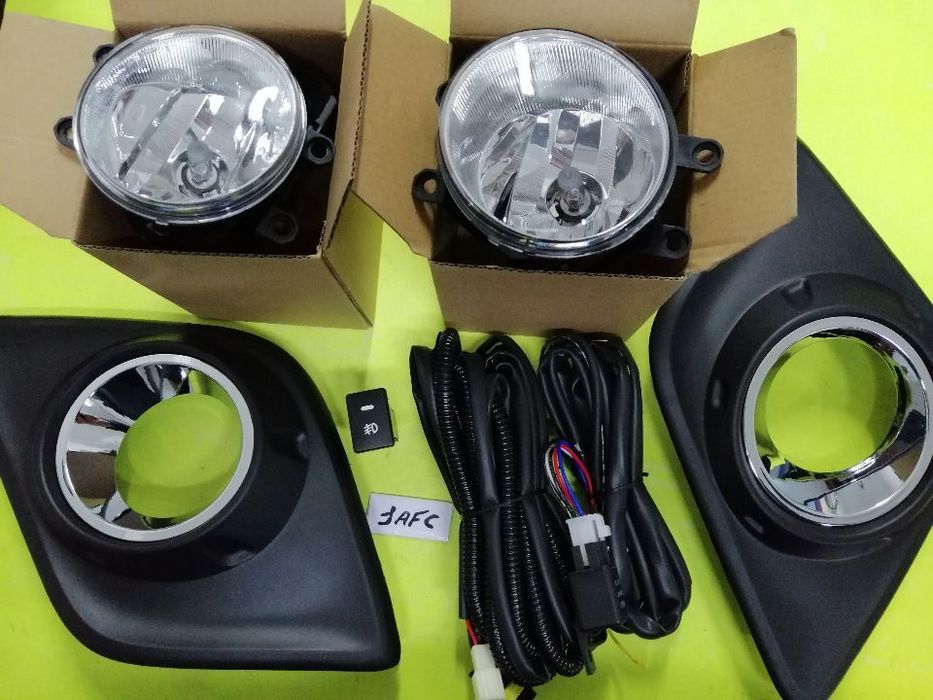 Kit de faróis do para-choques frontal Toyota Hilux 2015-- (NOVOS)