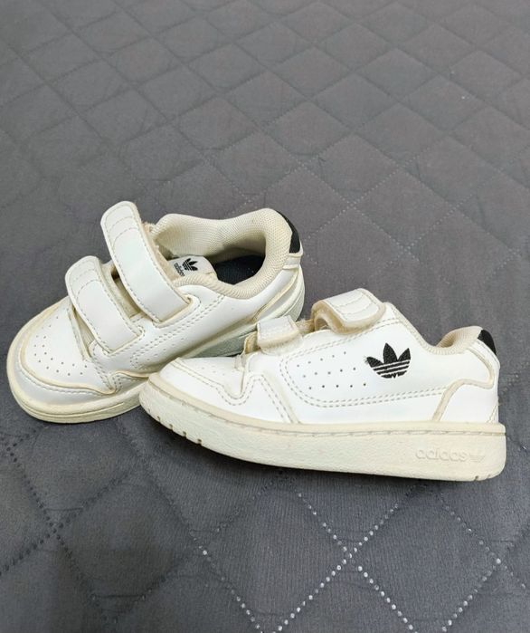 Sapatilhas Adidas Originals NY 90 CF - Tamanho 22 (Como Novas)
