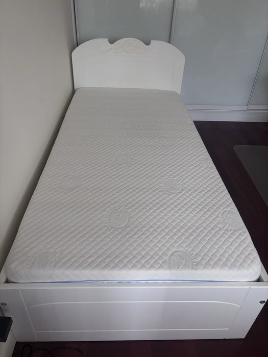 Łóżko młodzieżowe Bianko Fiori Meblik