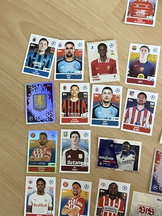 Обмін наліпками topps UEFA Champions League 2024/25