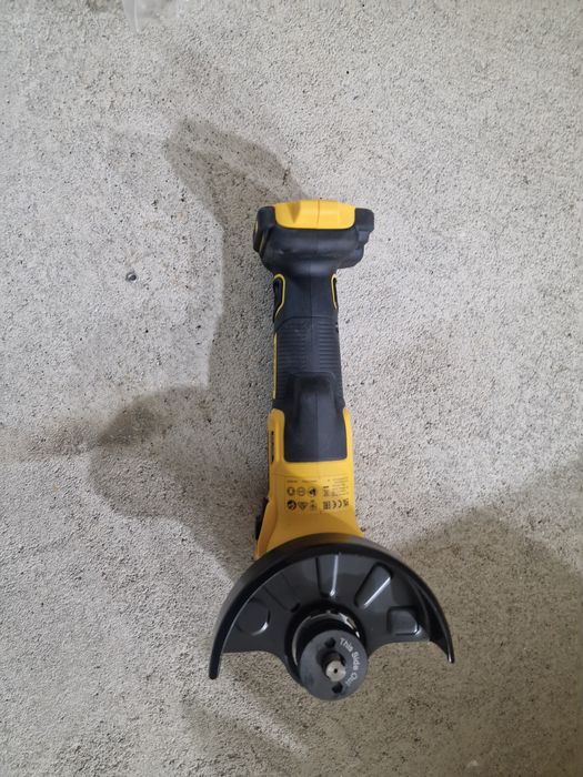 Rebarbadora Dewalt