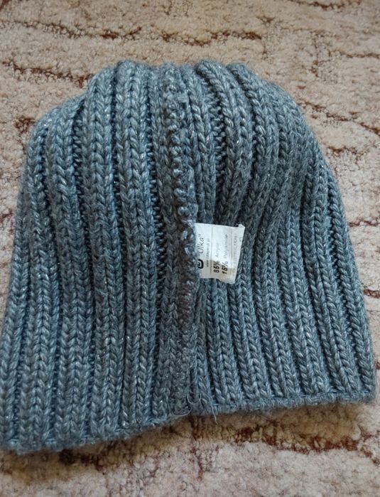 Czapka  damska  Nowa