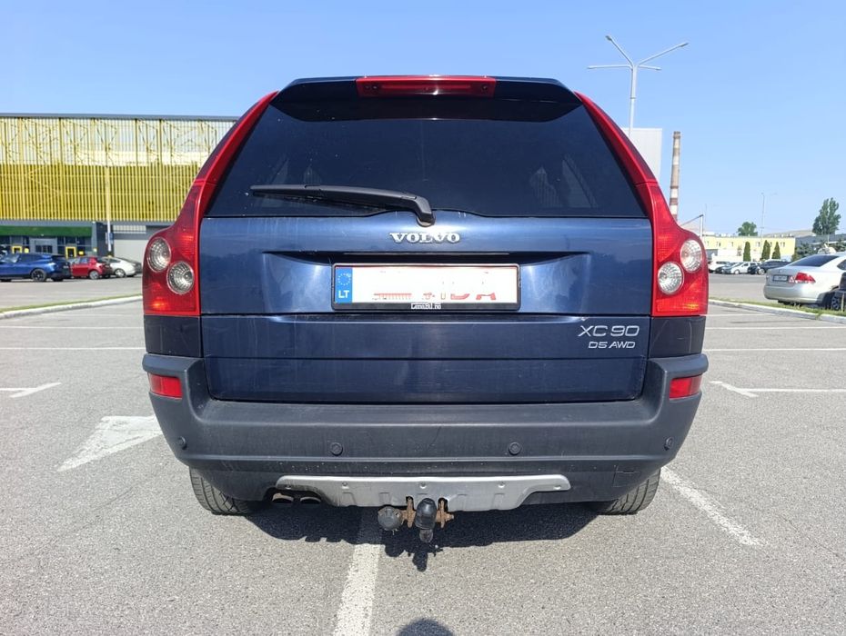 Volvo XC90 2003 года