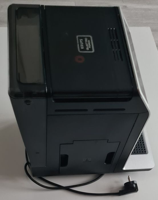 Uszkodzony Ekspres, Expres Krups Evidence EA892D10 z Bluetooth.