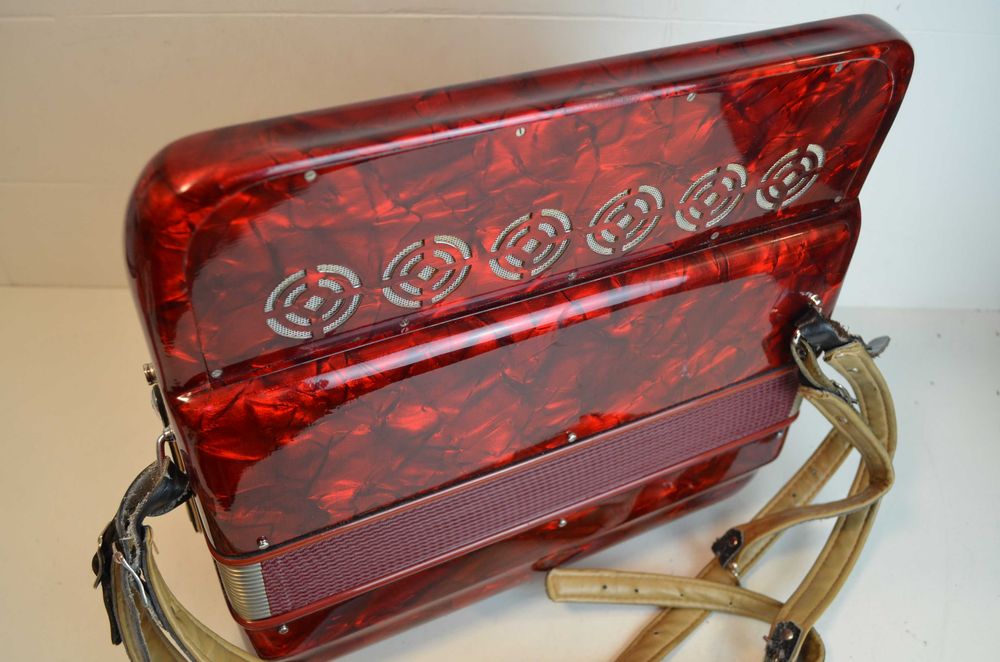 Acordeao Paolo Soprani Especial 3 voz. N 411