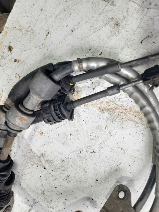 Троси куліси МКПП коробки передач Тойота Авенсіс т25 2.0 д4д