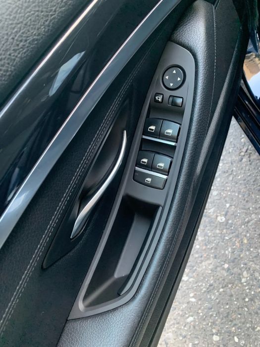 Нові Внутрішні Ручки салону BMW F10/F11 накладки/дверная карта Ф10/Ф11