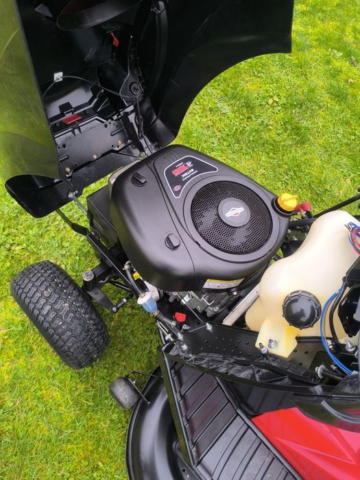 Traktorek kosiarka CASTELGARDEN Briggs Stratton 18.5km pompa oleju
