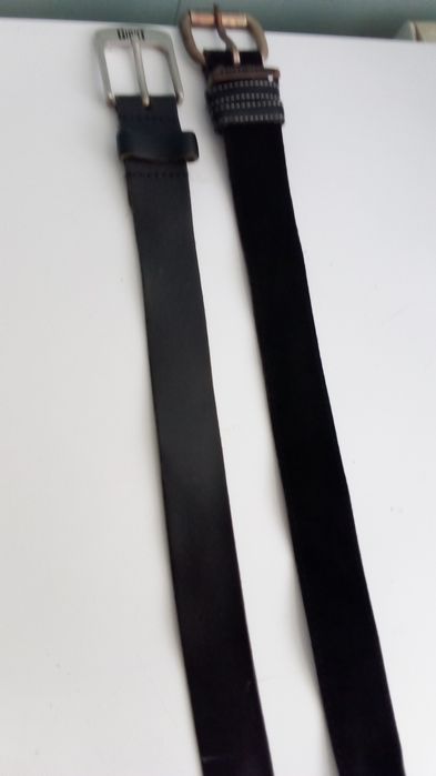 Ремни натурально кожанные. За два ремня 330