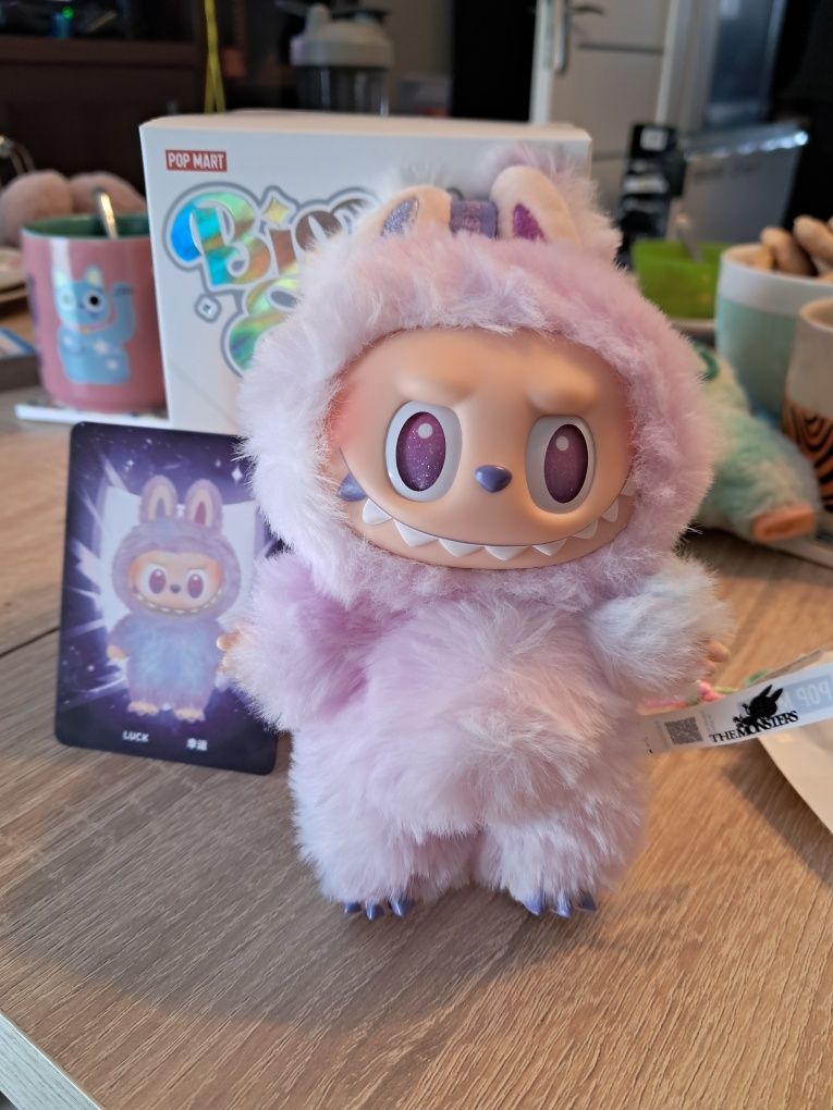 Big into Energy LUCK ラブブ POPMART THE MONSTERS Big into Energy Series-Vinyl Plush Pendant