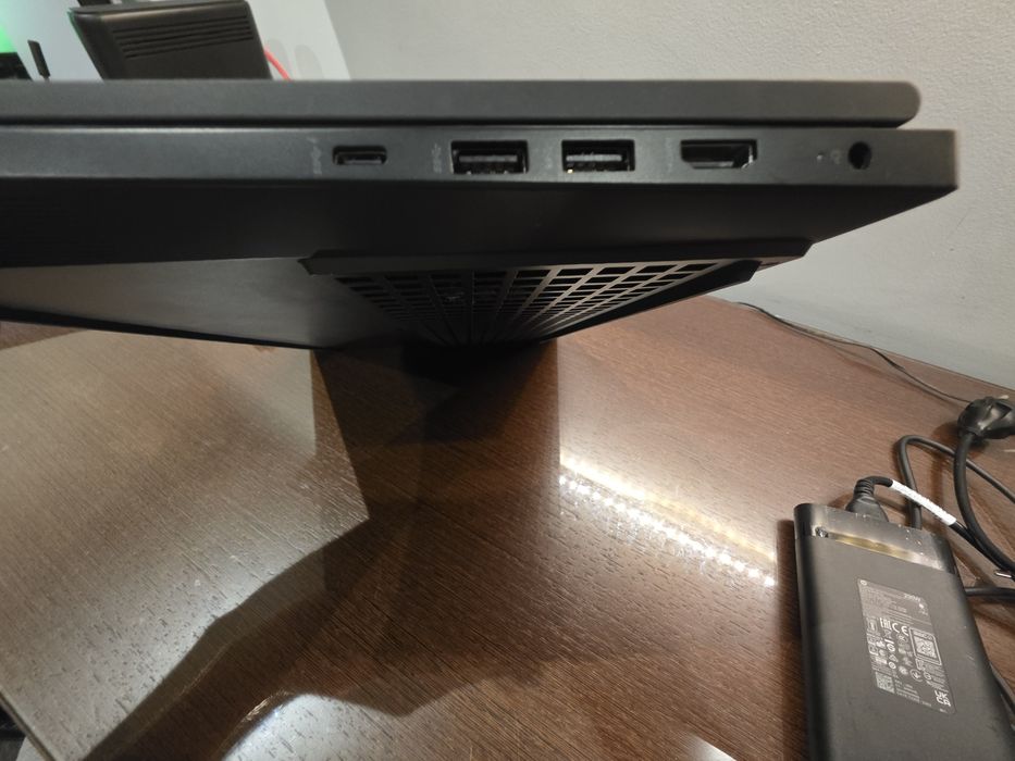HP OMEN 16 Gaming | i7-13700H | RTX 4050 | 16GB RAM | 1TB SSD