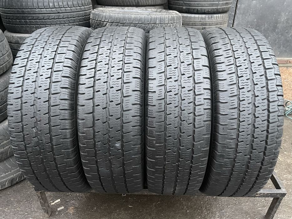 Шини 225/75/16C Continental VancoFourSeason 2 всесезонні 4шт